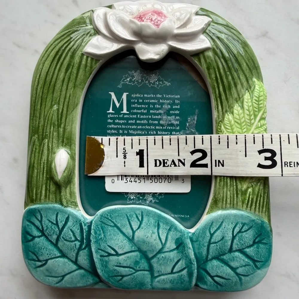 VTG Terragrafics Majolica Lotus‎ Floral Picture Frame 2.5
